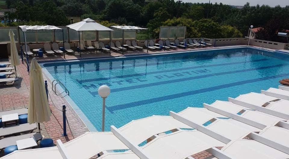 Plotini Hotel Dhidhimotikhon Buitenkant foto