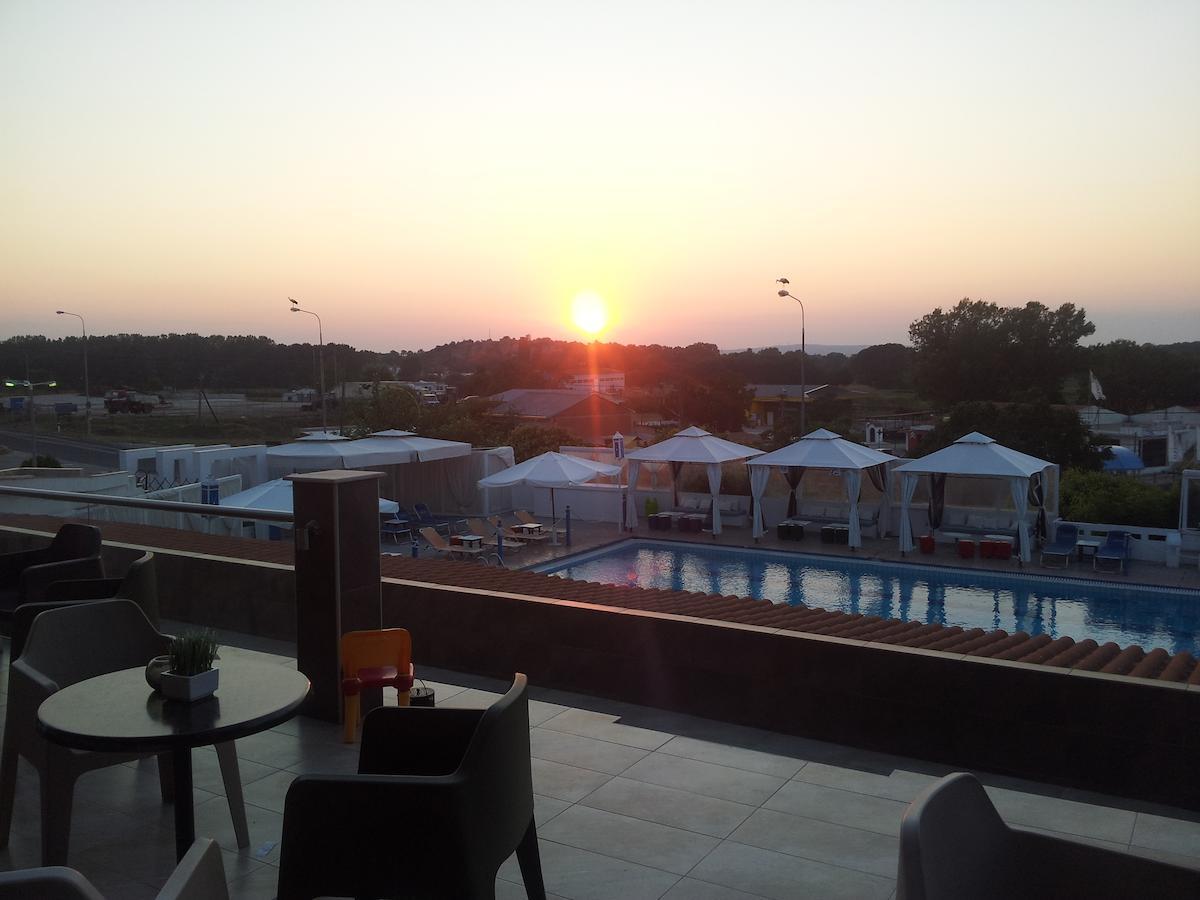 Plotini Hotel Dhidhimotikhon Buitenkant foto