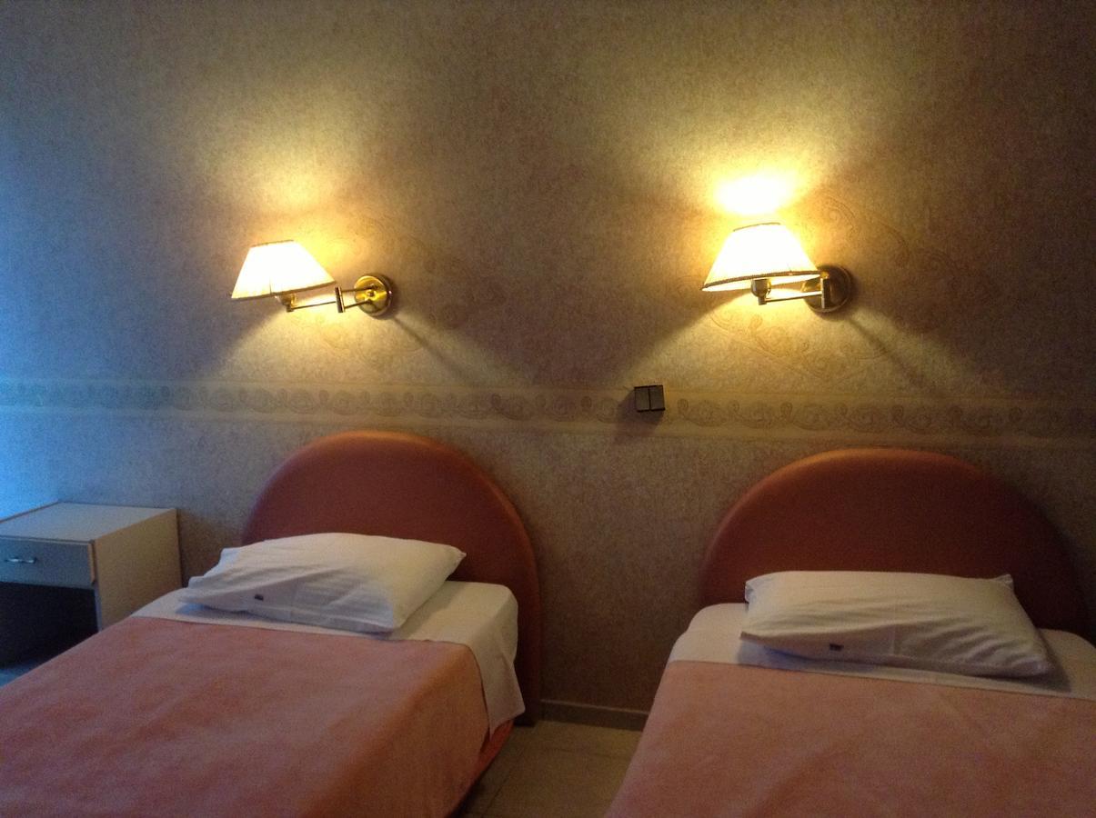 Plotini Hotel Dhidhimotikhon Kamer foto